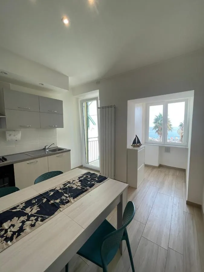 Casa A-Mare Apartment Varazze